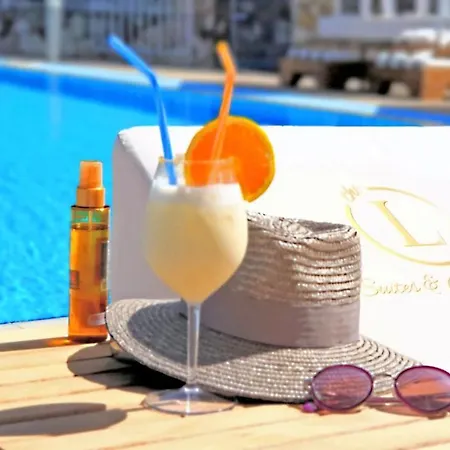 מלון דירות The 