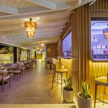 מלון דירות The 