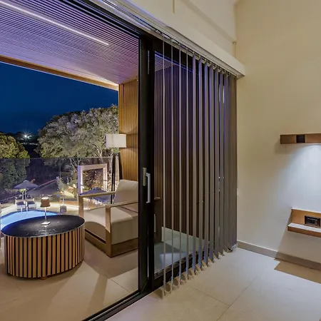Aparthotel The 