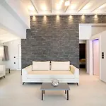 Aparthotel The 