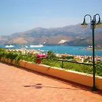 Aparthotel The 